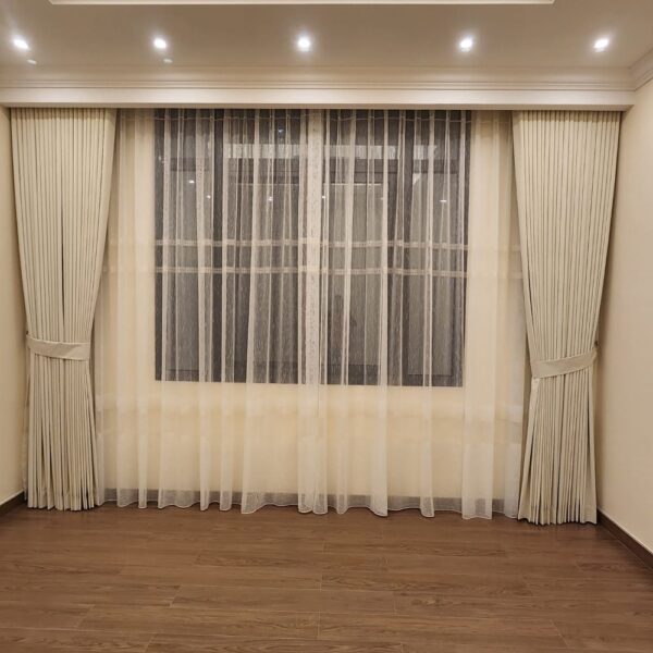 Curtain